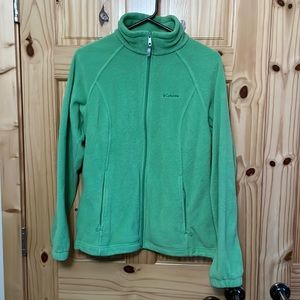 Womens Columbia Fleece. Large